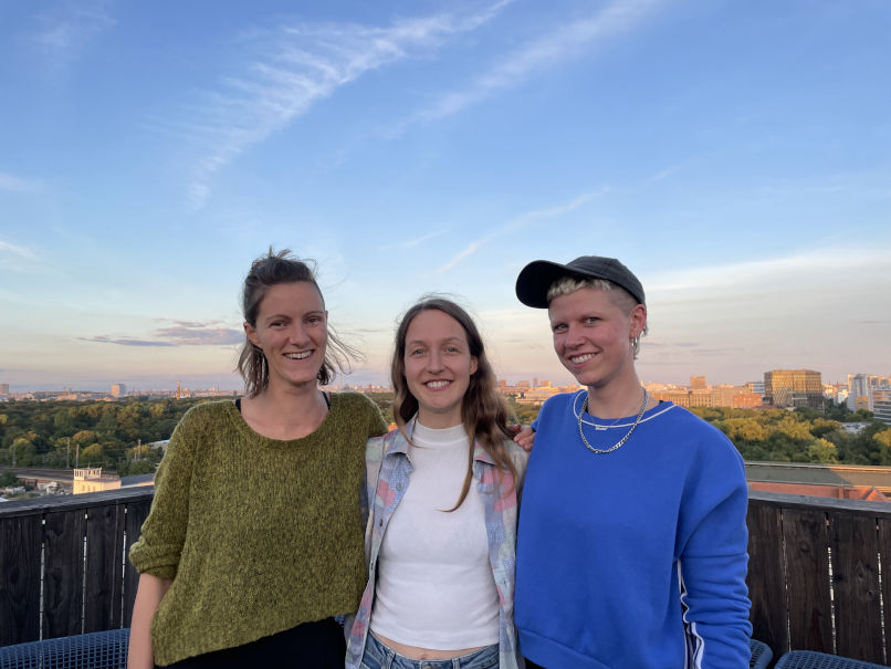 Jasmin, Leah and Lena (conference office)